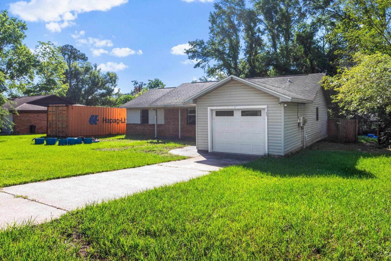 2145 Portsmouth Circle, Tallahassee, FL 32311 Main Photo