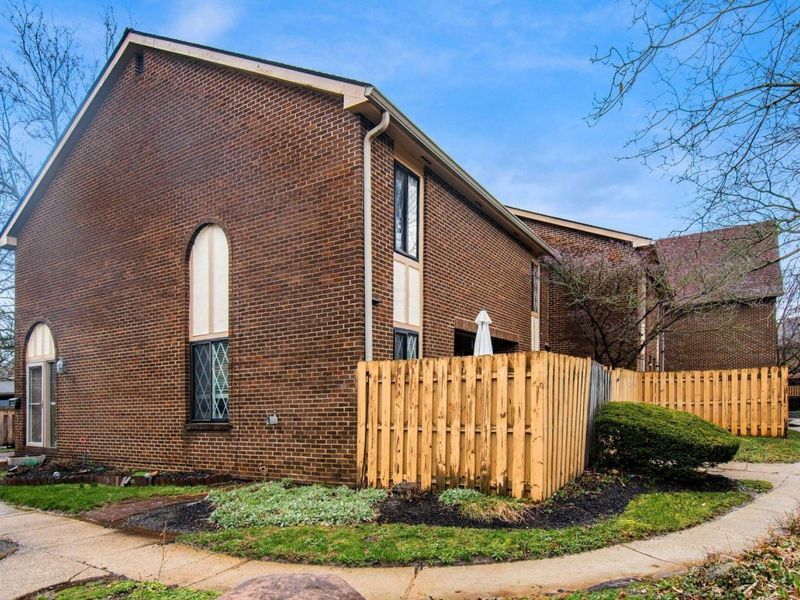 5381 Valley Lane E, Columbus, OH 43231 Photo 35