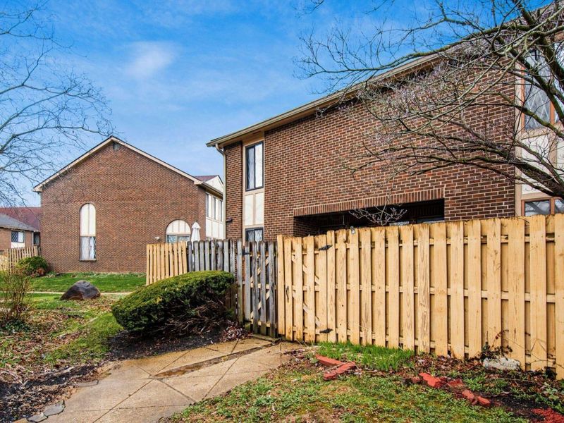 5381 Valley Lane E, Columbus, OH 43231 Photo 36