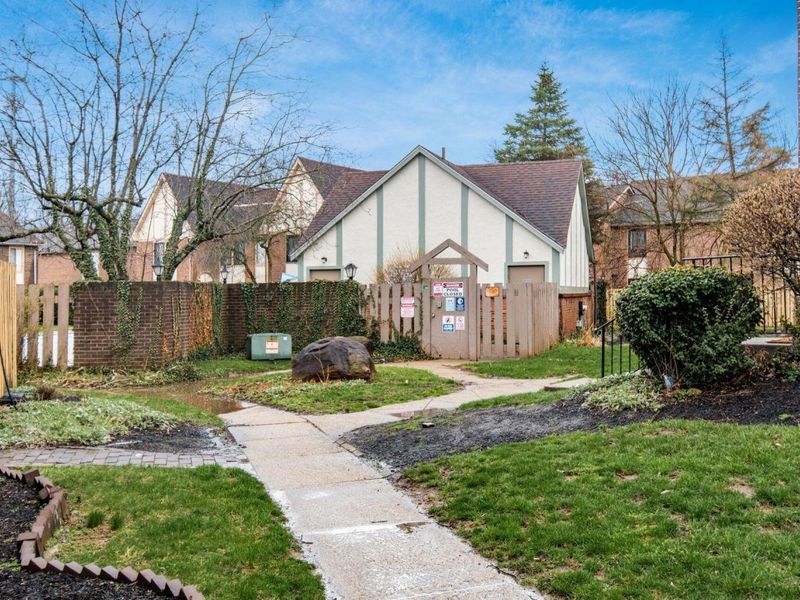 5381 Valley Lane E, Columbus, OH 43231 Photo 37