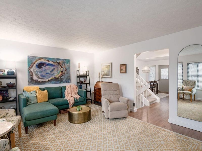 5381 Valley Lane E, Columbus, OH 43231 Photo 8