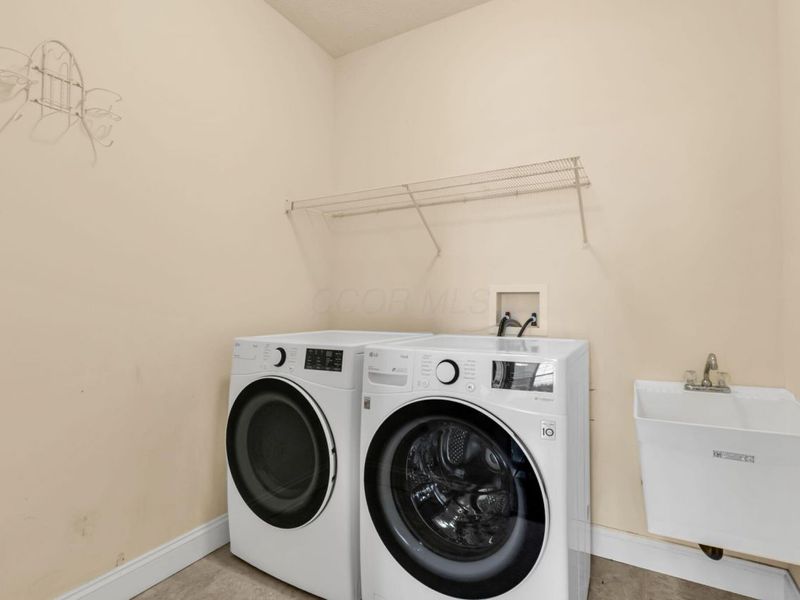 1915 Teakwood Drive, Ontario, OH 44906 Photo 14