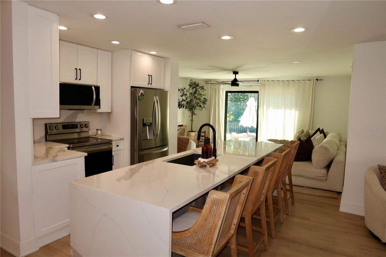 9484 Treasure Lane Ne, Saint Petersburg, FL 33702 Photo