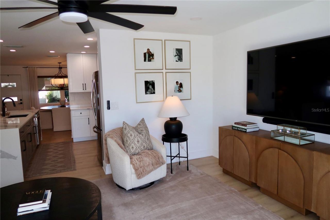 9484 Treasure Lane Ne, Saint Petersburg, FL 33702 Photo