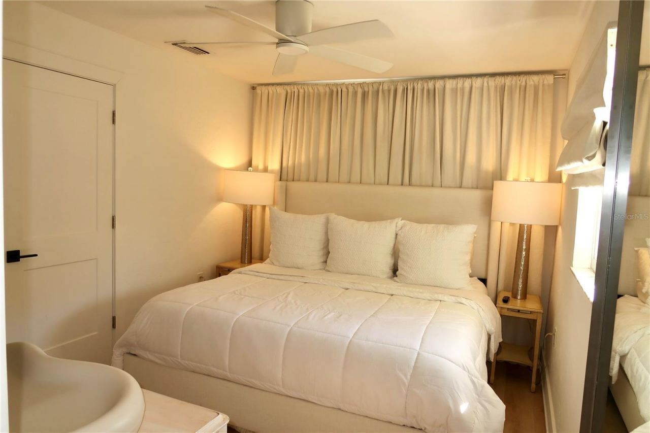 9484 Treasure Lane Ne, Saint Petersburg, FL 33702 Photo