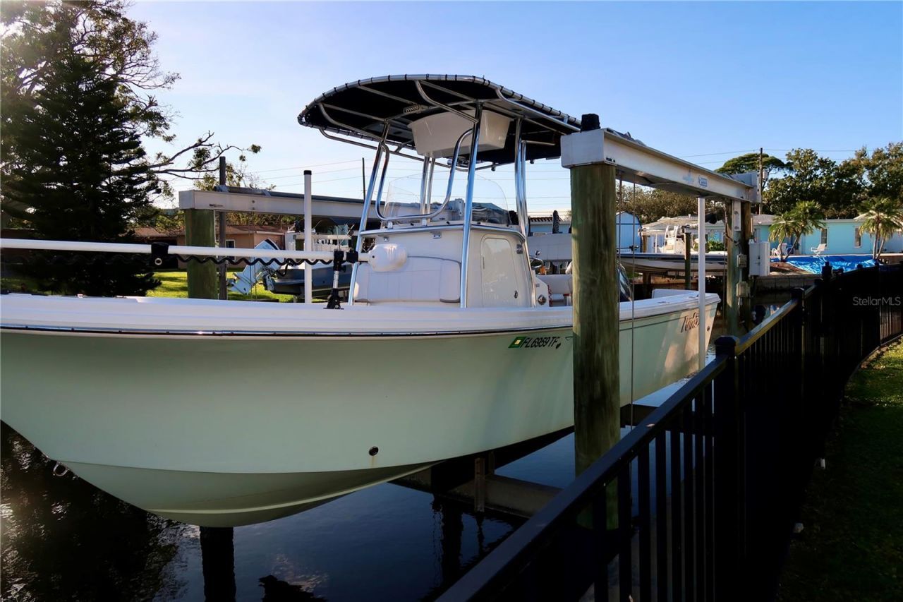 9484 Treasure Lane Ne, Saint Petersburg, FL 33702 Photo