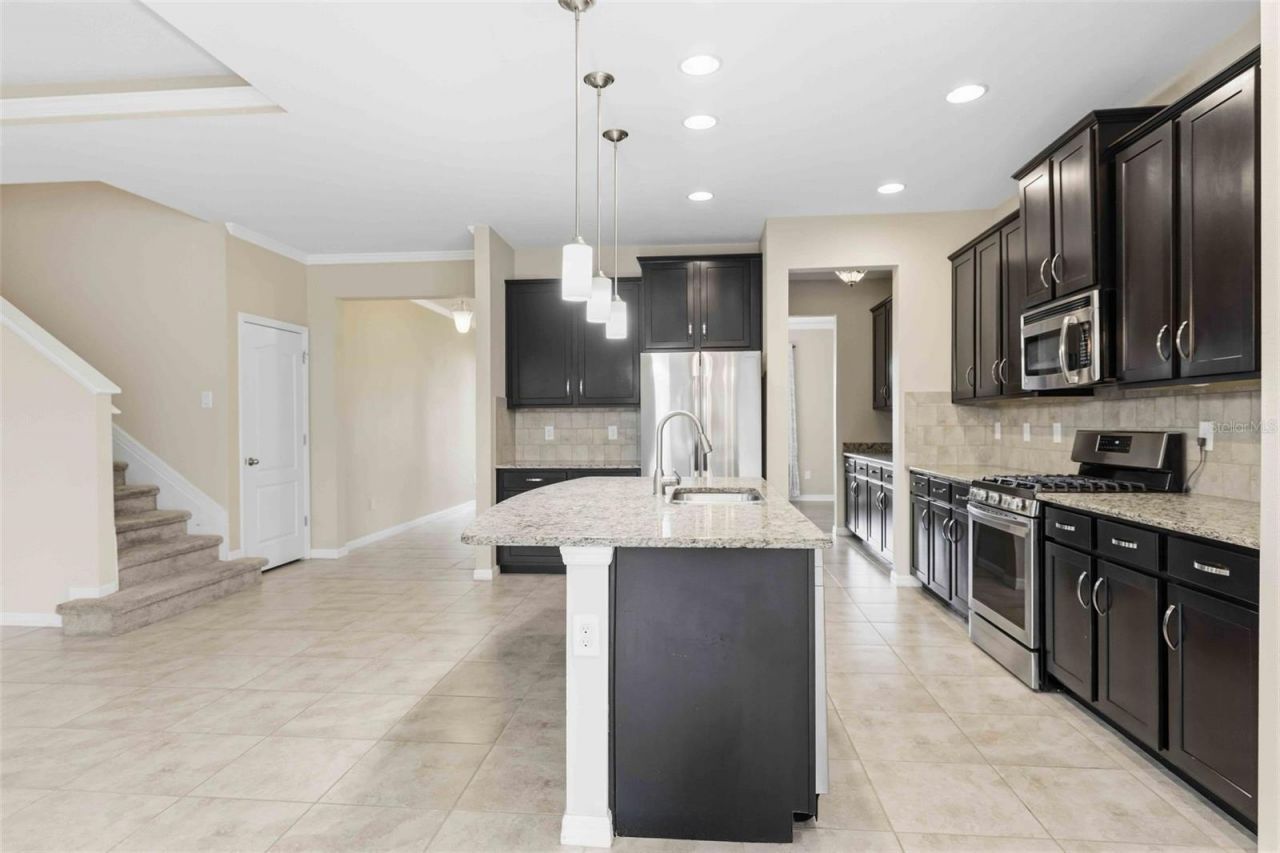 7456 47th Avenue Circle E, Bradenton, FL 34203 Photo