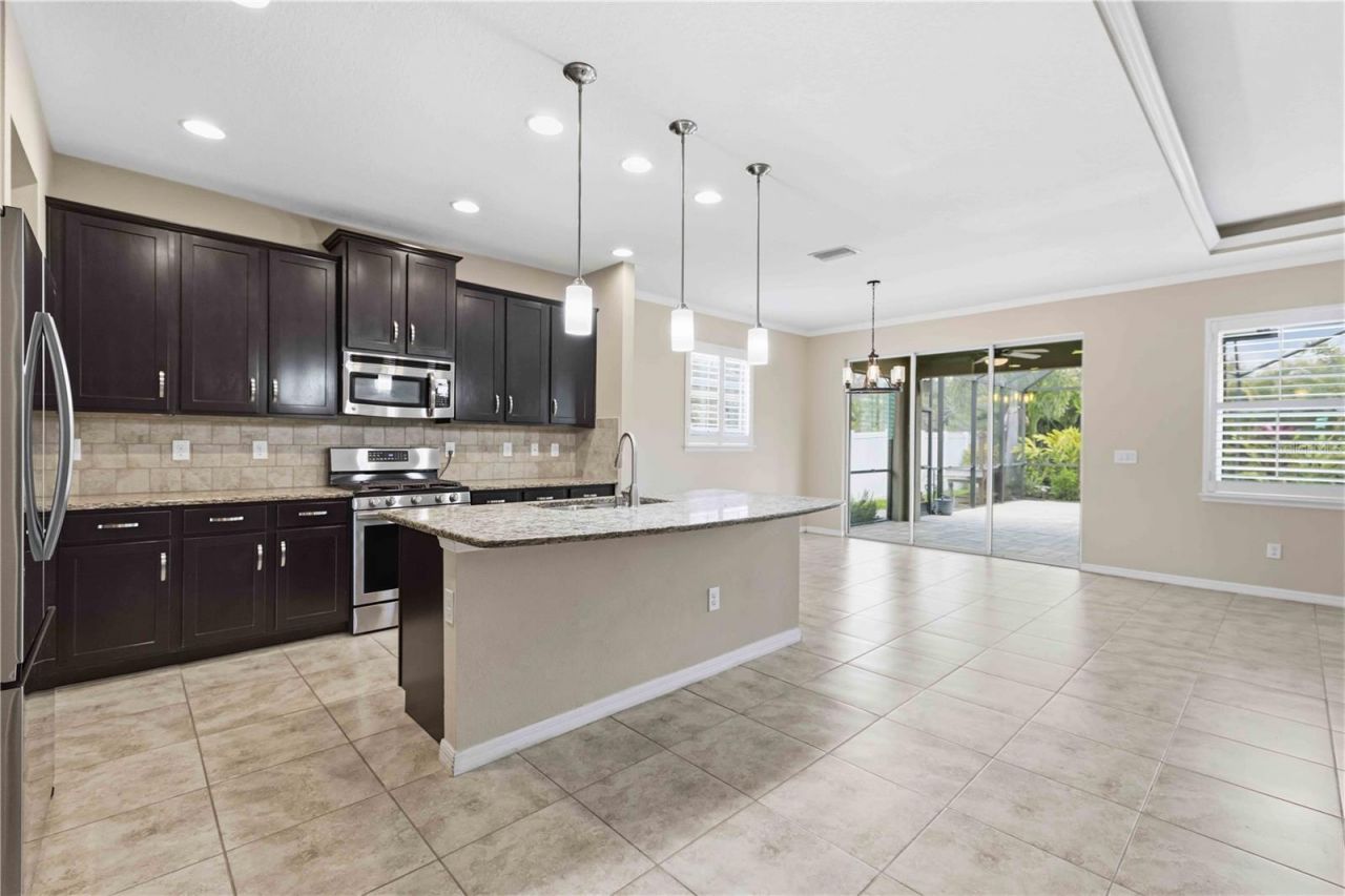 7456 47th Avenue Circle E, Bradenton, FL 34203 Photo