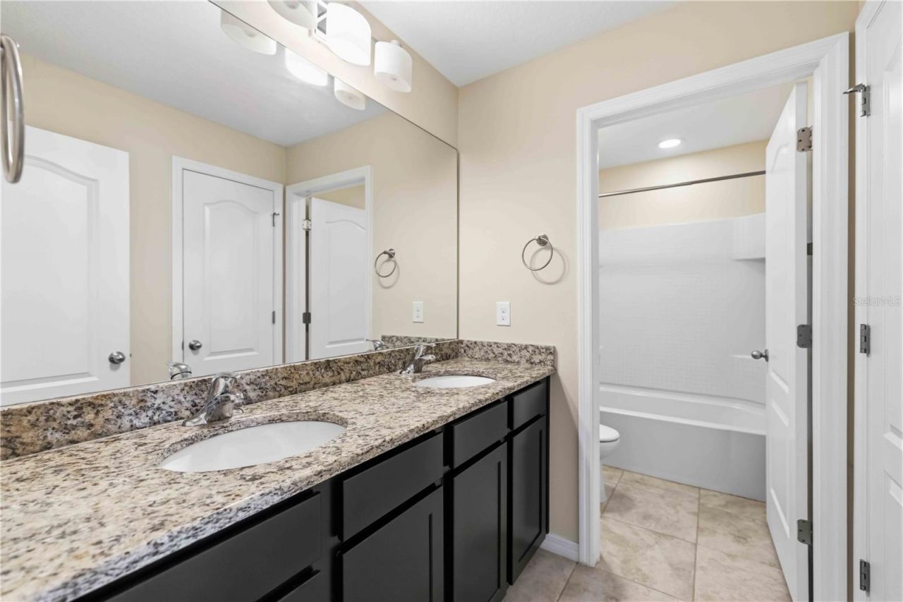 7456 47th Avenue Circle E, Bradenton, FL 34203 Photo