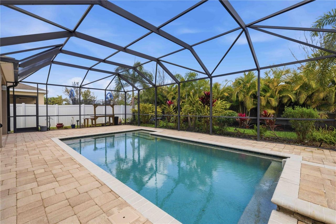 7456 47th Avenue Circle E, Bradenton, FL 34203 Photo