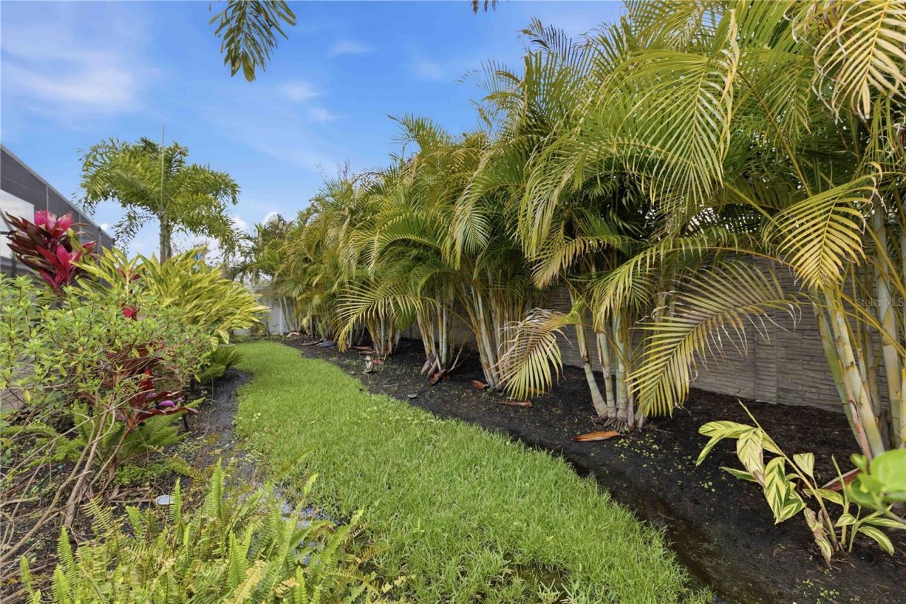 7456 47th Avenue Circle E, Bradenton, FL 34203 Photo