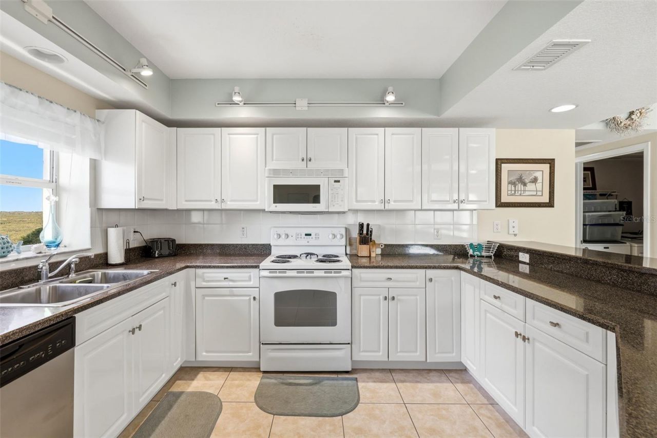 5300 S Atlantic Avenue, Unit 9-401, New Smyrna Beach, FL 32169 Photo