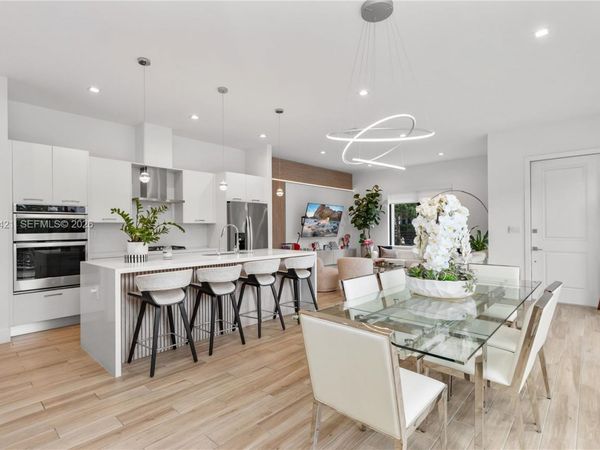 4301 NW 81st Ct , Unit 1, Doral, FL 33166