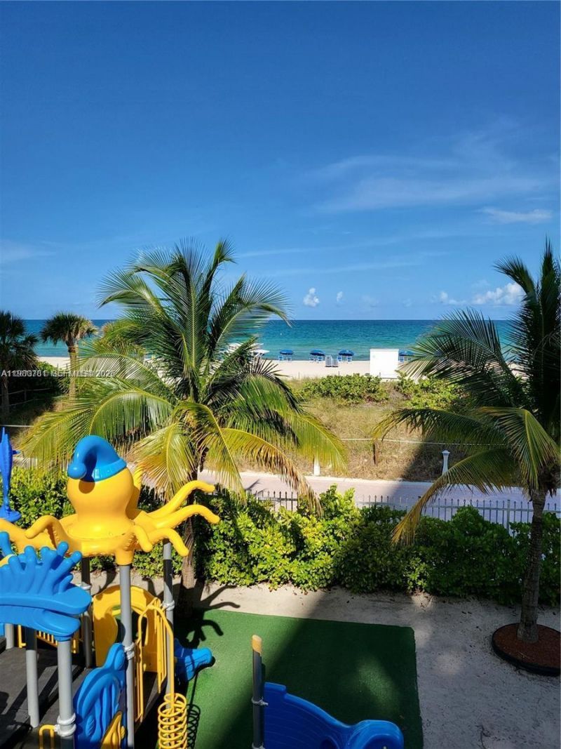 6039 Collins Ave , Unit 1223, Miami Beach, FL 33140 Photo