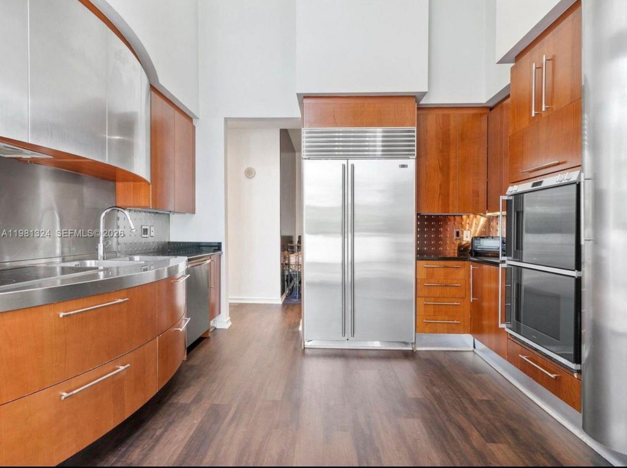 18101 Collins Ave , Unit 401, Sunny Isles Beach, FL 33160 Photo