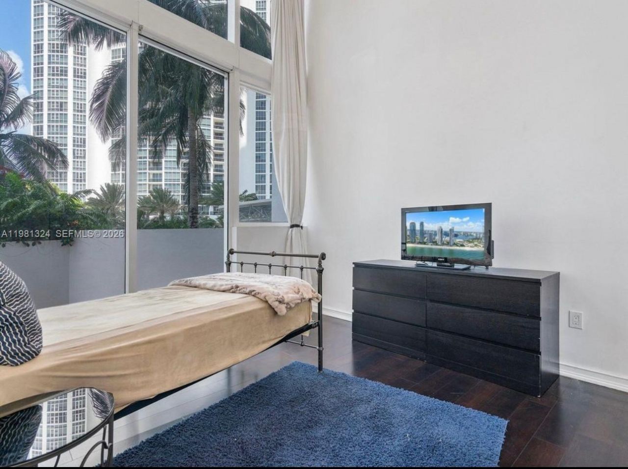 18101 Collins Ave , Unit 401, Sunny Isles Beach, FL 33160 Photo