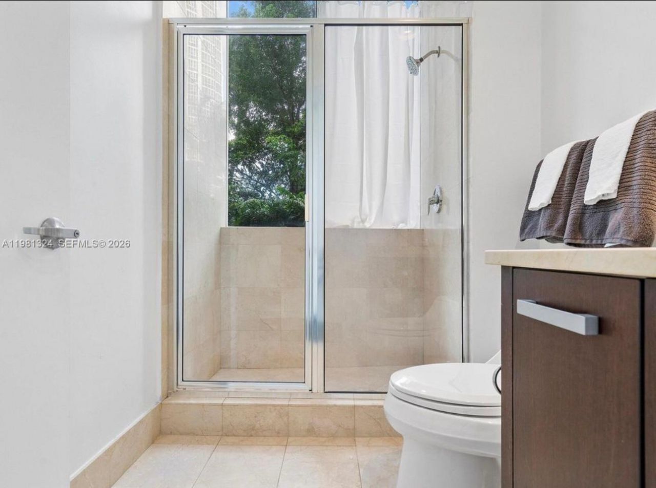 18101 Collins Ave , Unit 401, Sunny Isles Beach, FL 33160 Photo