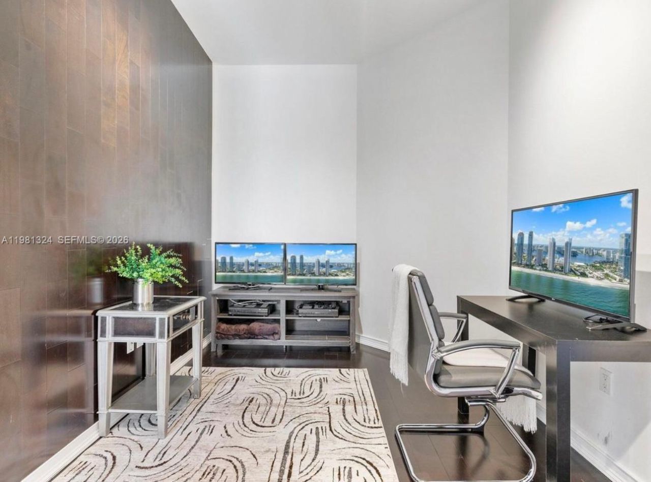 18101 Collins Ave , Unit 401, Sunny Isles Beach, FL 33160 Photo