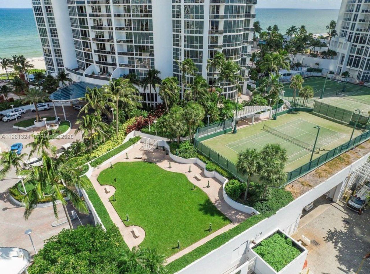 18101 Collins Ave , Unit 401, Sunny Isles Beach, FL 33160 Photo