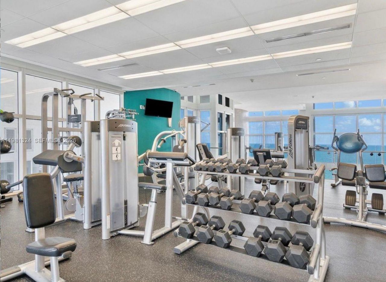 18101 Collins Ave , Unit 401, Sunny Isles Beach, FL 33160 Photo