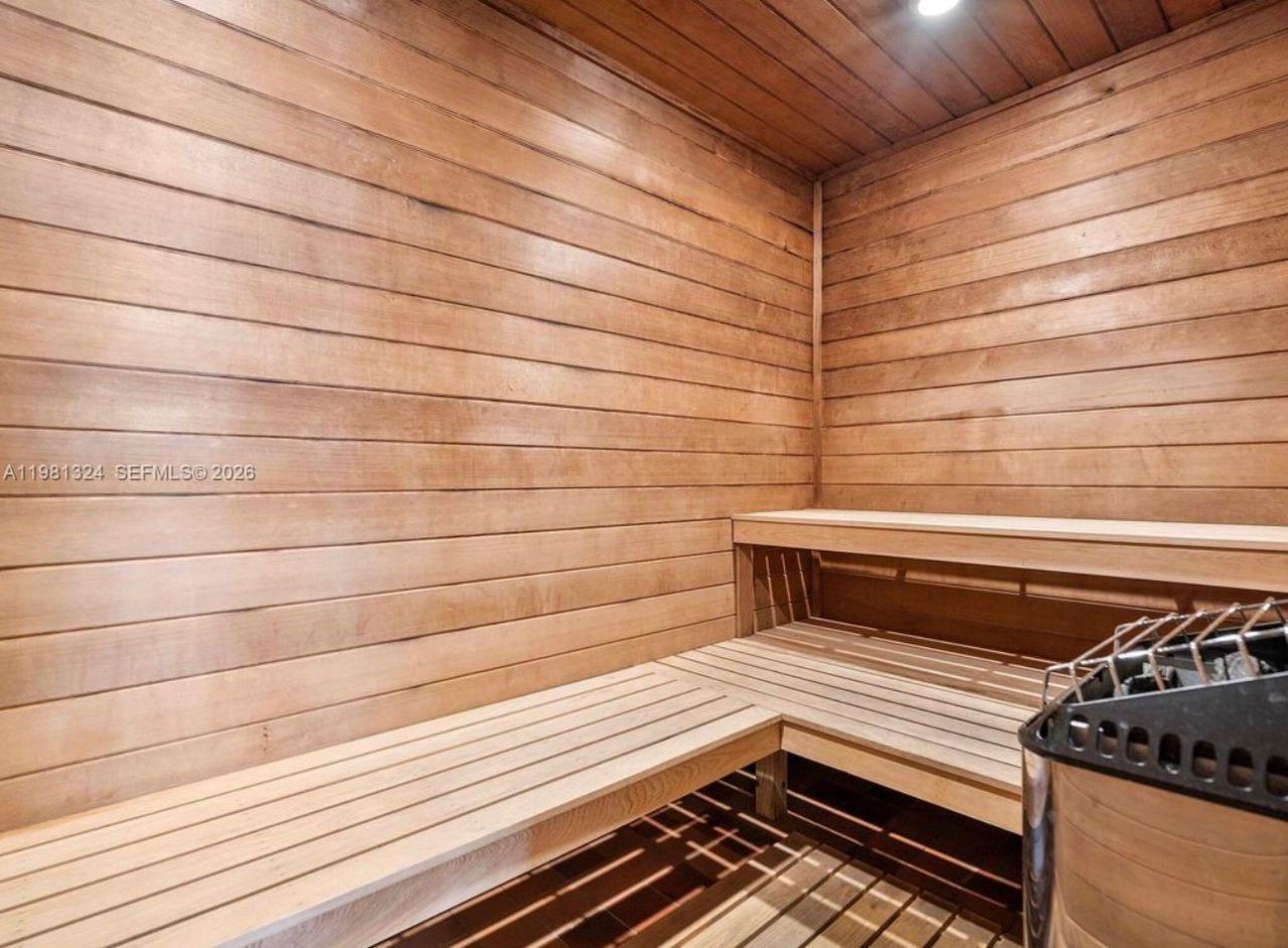 18101 Collins Ave , Unit 401, Sunny Isles Beach, FL 33160 Photo