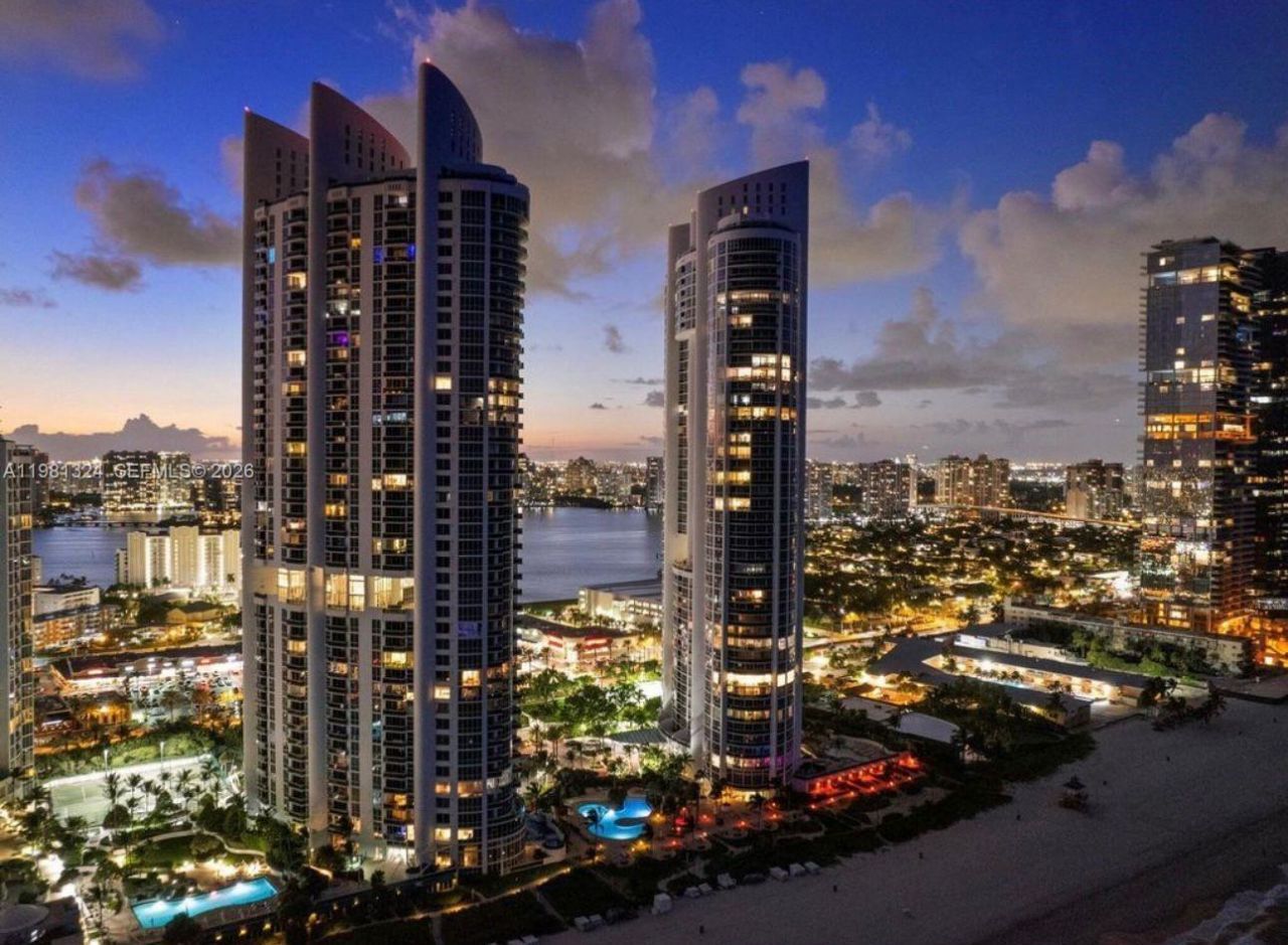 18101 Collins Ave , Unit 401, Sunny Isles Beach, FL 33160 Photo