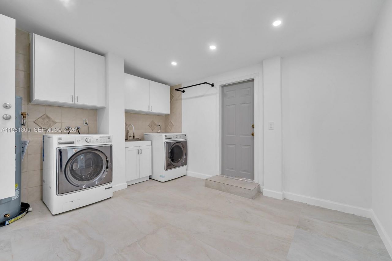 200 N Hibiscus Dr, Miami Beach, FL 33139 Photo