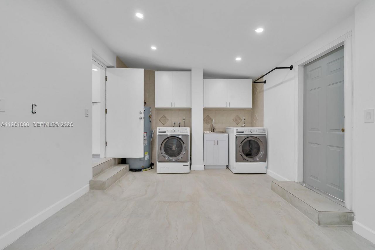 200 N Hibiscus Dr, Miami Beach, FL 33139 Photo