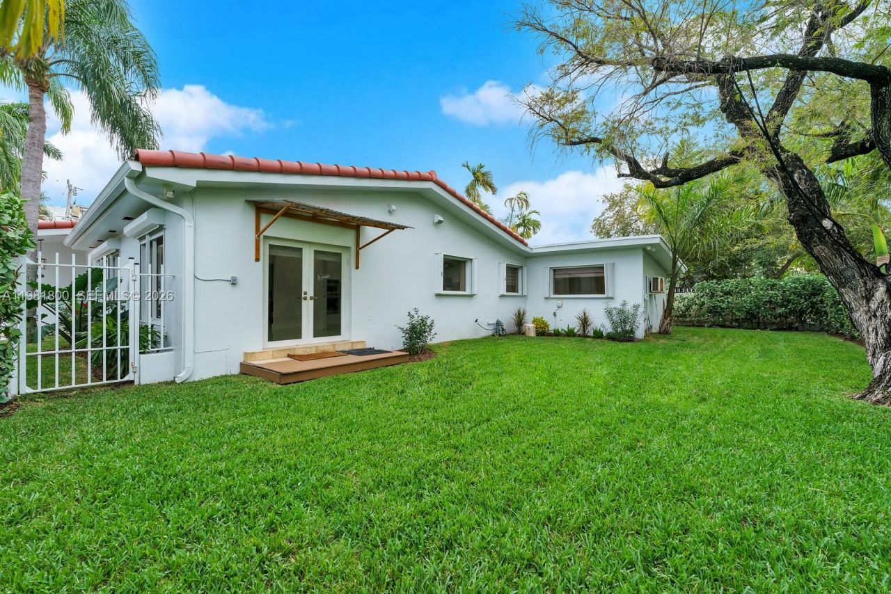 200 N Hibiscus Dr, Miami Beach, FL 33139 Photo