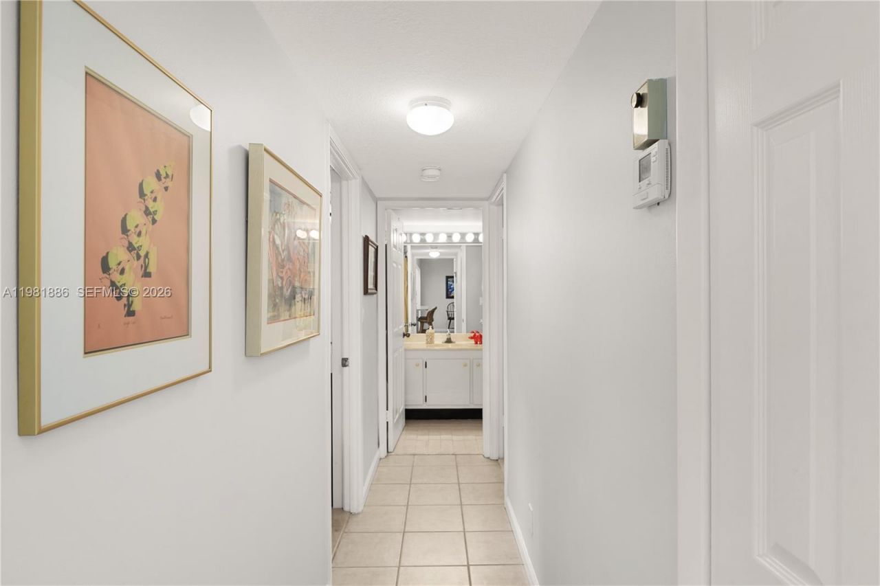 3440 NE 192nd St , Unit 1G-A, Aventura, FL 33180 Photo