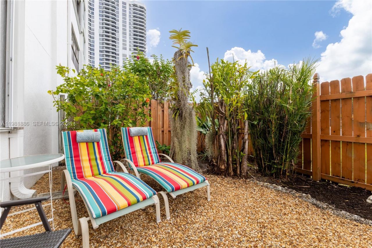 3440 NE 192nd St , Unit 1G-A, Aventura, FL 33180 Photo