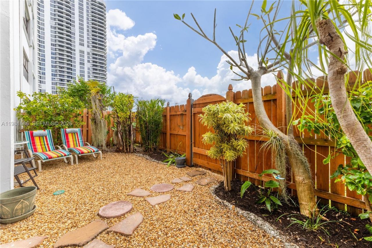 3440 NE 192nd St , Unit 1G-A, Aventura, FL 33180 Photo