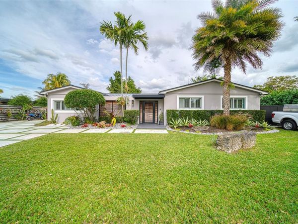 10131 SW 108th St , Miami, FL 33176