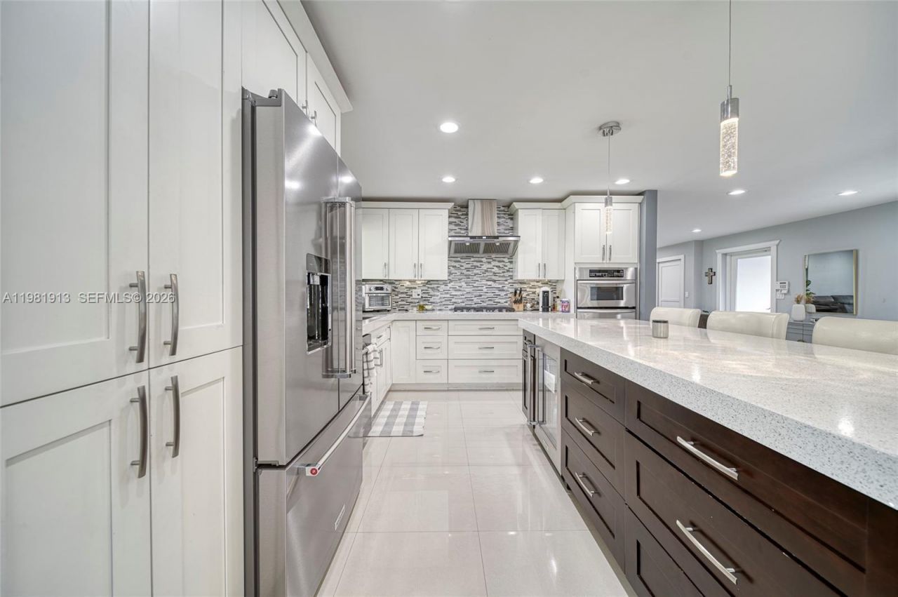 10131 SW 108th St , Miami, FL 33176 Photo