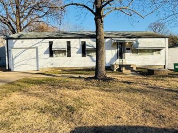 9720 Gloucester Drive , Bellefontaine Nghbrs, MO 63137