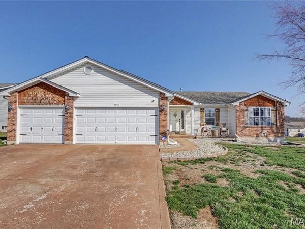 1805 Hackmann Hollow Drive, Wentzville, MO 63385