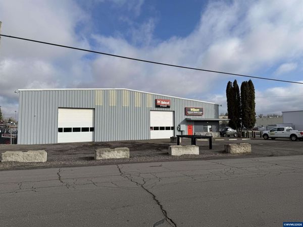 2155 Claxter Rd NE, Salem, OR 97301