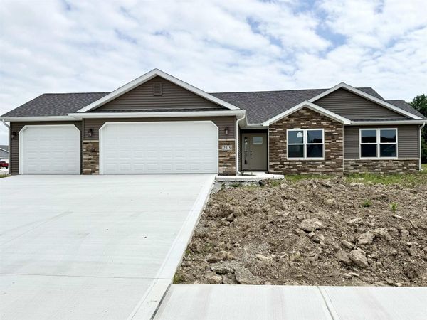 2315 Chandler Way, Auburn, IN 46706