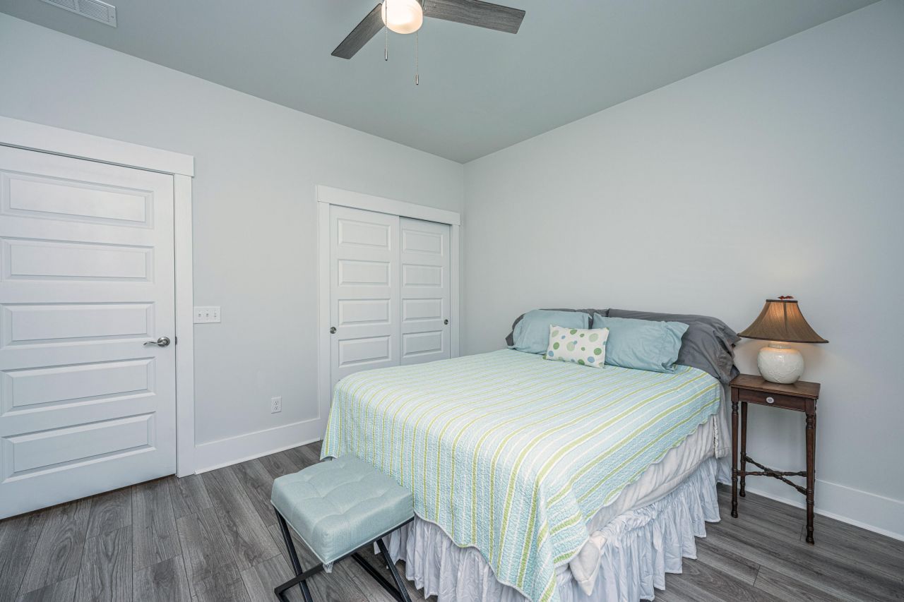 6180 Wilkes Pond Drive Photo 11