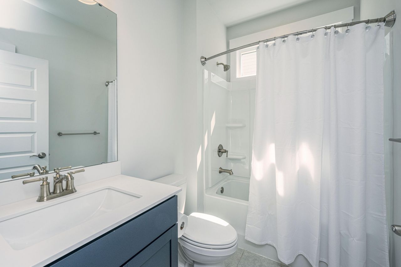 6180 Wilkes Pond Drive Photo 12