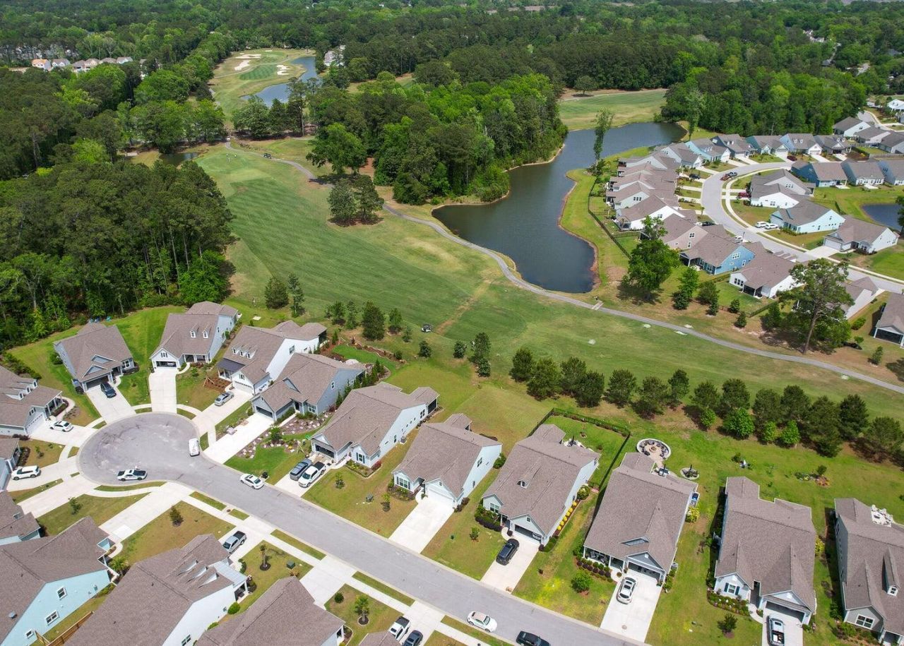 6180 Wilkes Pond Drive Photo 4