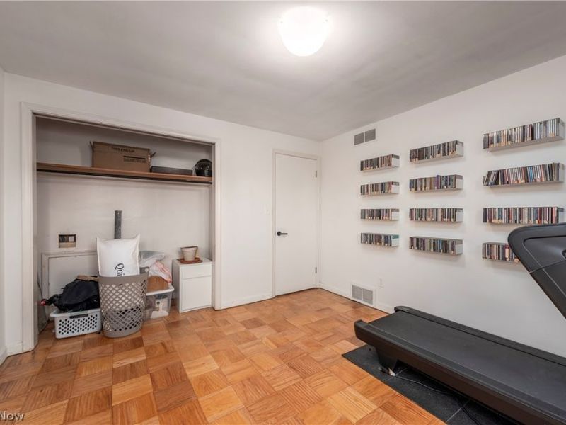 24535 Lake Road , Bay Village, OH 44140 Photo 28