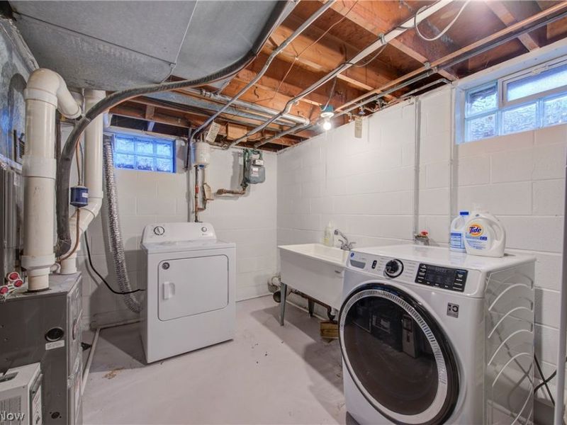 24535 Lake Road , Bay Village, OH 44140 Photo 39