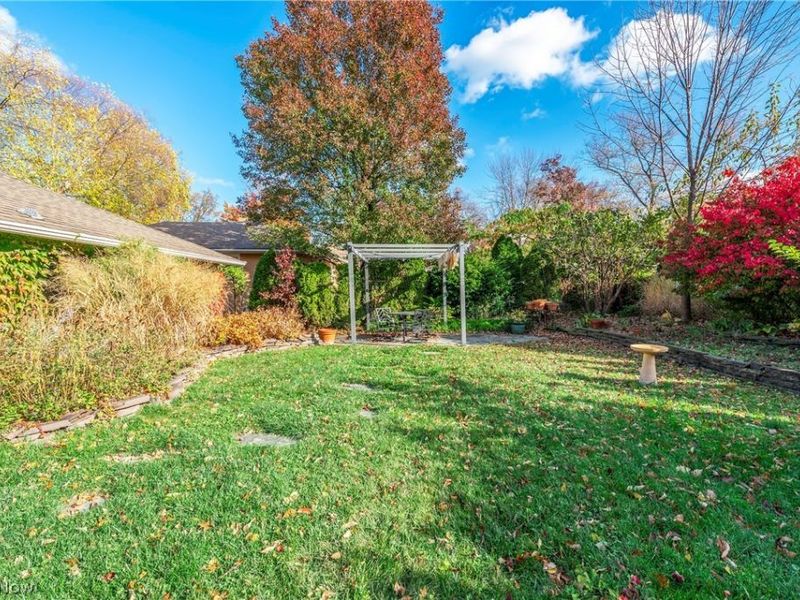 24535 Lake Road , Bay Village, OH 44140 Photo 41