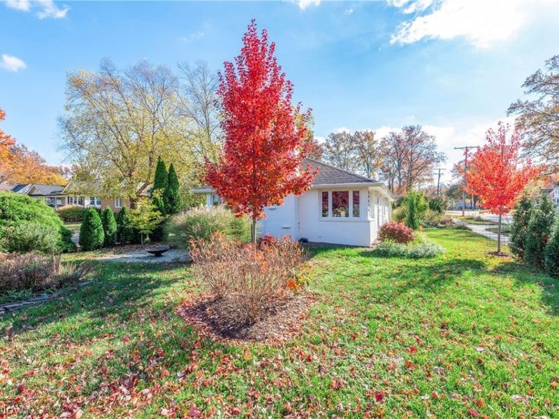 24535 Lake Road , Bay Village, OH 44140 Photo 6