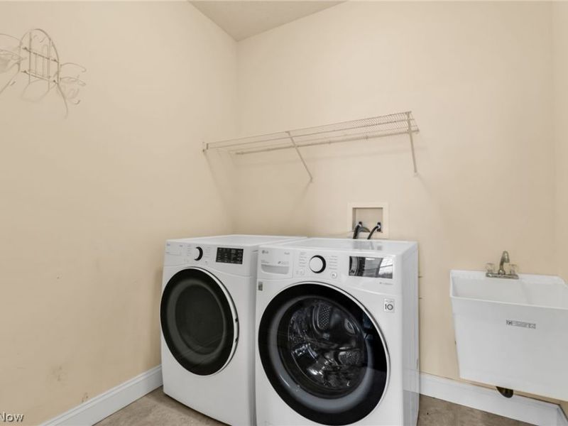 1915 Teakwood Drive, Ontario, OH 44906 Photo 14