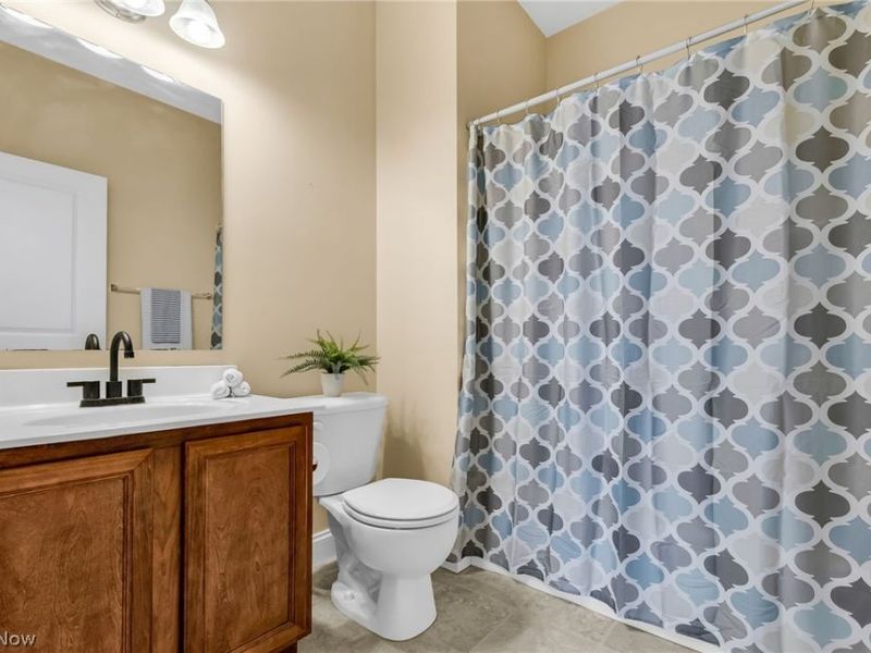 1915 Teakwood Drive, Ontario, OH 44906 Photo 23