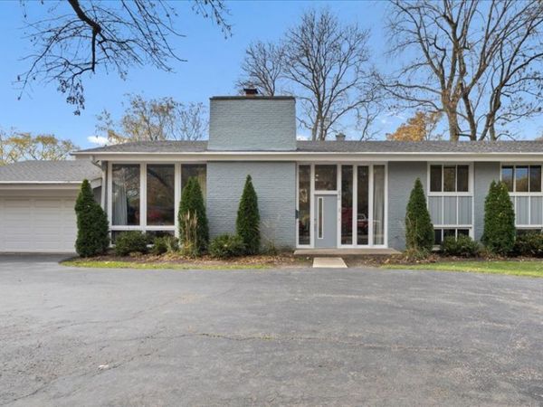 242 Aspen Lane, Highland Park, IL 60035