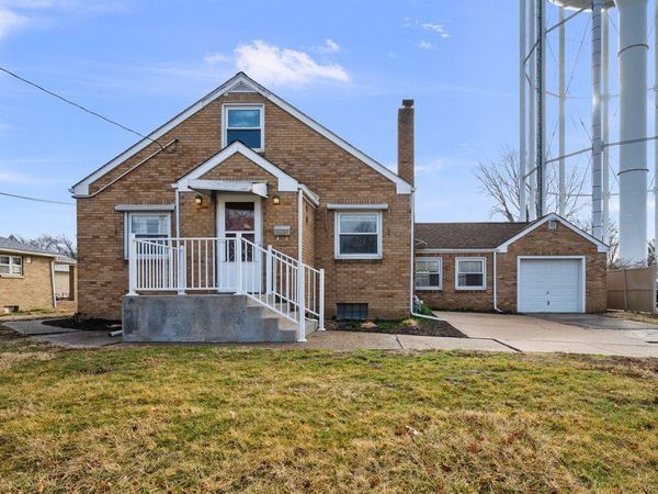 3049 38th Street, Rock Island, IL 61201