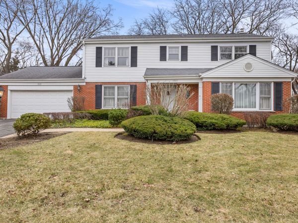 1031 Indian Road, Glenview, IL 60025